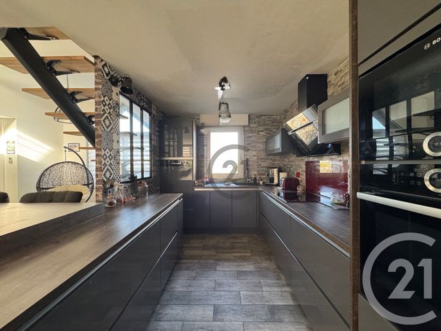 Appartement F5 à vendre - 5 pièces - 160.0 m2 - GUERANDE - 44 - PAYS-DE-LOIRE - Century 21 Les Salines