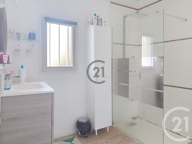 maison à vendre - 6 pièces - 137.0 m2 - GUERANDE - 44 - PAYS-DE-LOIRE - Century 21 Les Salines