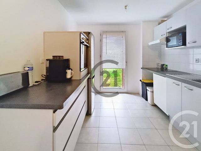 Afficher la photo en grand Appartement T5 à vendre - 5 pièces - 90.0 m2 - GUERANDE - 44 - PAYS-DE-LOIRE - Century 21 Les Salines