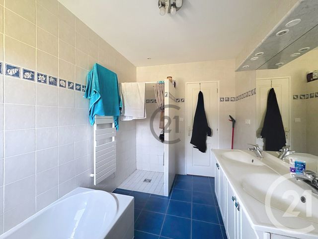 maison à vendre - 5 pièces - 132.39 m2 - GUERANDE - 44 - PAYS-DE-LOIRE - Century 21 Les Salines