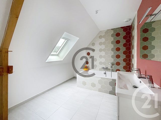 maison à vendre - 5 pièces - 116.0 m2 - HERBIGNAC - 44 - PAYS-DE-LOIRE - Century 21 Les Salines