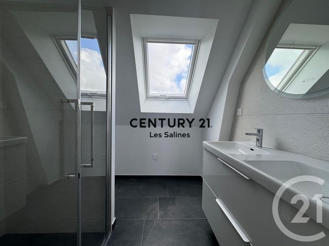 maison à vendre - 5 pièces - 135.4 m2 - GUERANDE - 44 - PAYS-DE-LOIRE - Century 21 Les Salines