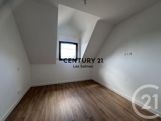 maison à vendre - 5 pièces - 135.4 m2 - GUERANDE - 44 - PAYS-DE-LOIRE - Century 21 Les Salines