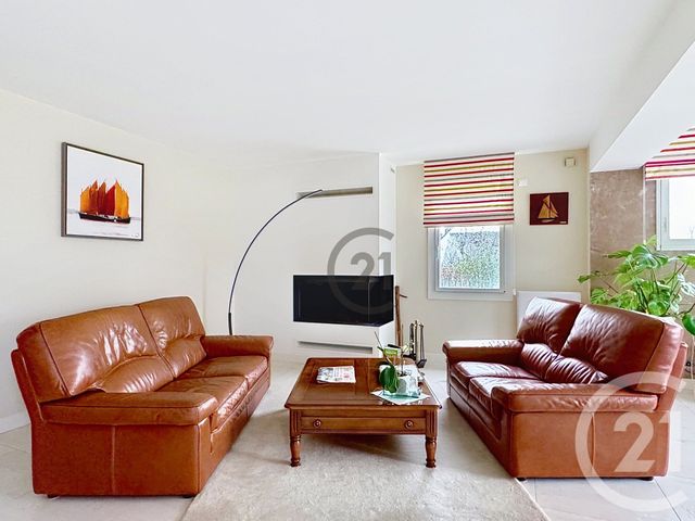 maison à vendre - 5 pièces - 165.01 m2 - GUERANDE - 44 - PAYS-DE-LOIRE - Century 21 Les Salines