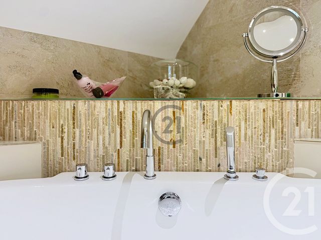 maison à vendre - 5 pièces - 165.01 m2 - GUERANDE - 44 - PAYS-DE-LOIRE - Century 21 Les Salines