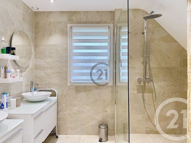 maison à vendre - 5 pièces - 165.01 m2 - GUERANDE - 44 - PAYS-DE-LOIRE - Century 21 Les Salines