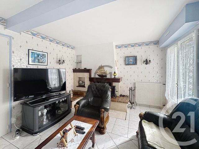 maison à vendre - 9 pièces - 200.0 m2 - MESQUER - 44 - PAYS-DE-LOIRE - Century 21 Les Salines