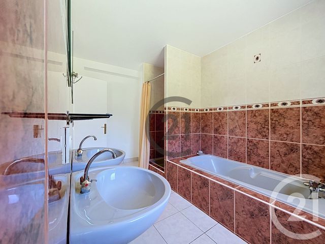 maison à vendre - 12 pièces - 212.35 m2 - LA TURBALLE - 44 - PAYS-DE-LOIRE - Century 21 Les Salines
