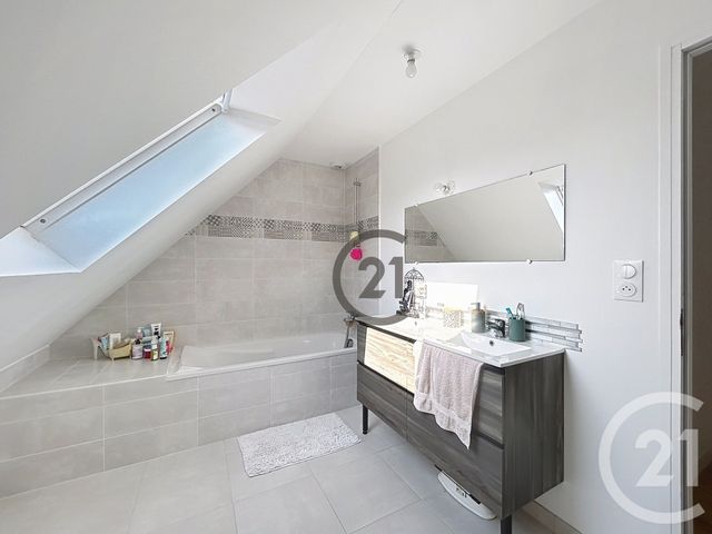 maison à louer - 5 pièces - 93.0 m2 - NIVILLAC - 56 - BRETAGNE - Century 21 Les Salines
