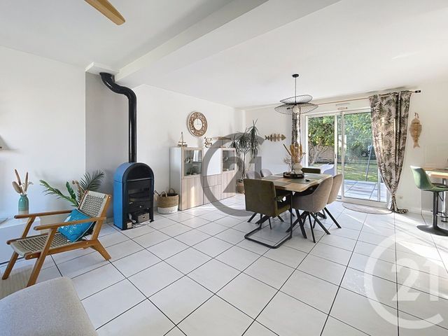 maison à vendre - 6 pièces - 125.33 m2 - ST ANDRE DES EAUX - 44 - PAYS-DE-LOIRE - Century 21 Les Salines