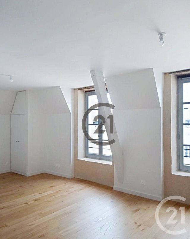 Appartement à louer - 3 pièces - 79.29 m2 - GUERANDE - 44 - PAYS-DE-LOIRE - Century 21 Les Salines