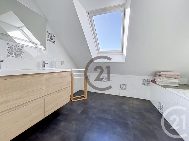 maison à vendre - 6 pièces - 154.09 m2 - GUERANDE - 44 - PAYS-DE-LOIRE - Century 21 Les Salines