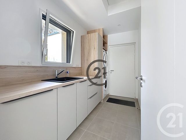 maison à louer - 5 pièces - 97.0 m2 - GUERANDE - 44 - PAYS-DE-LOIRE - Century 21 Les Salines