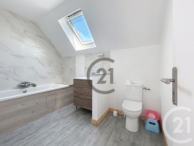 maison à vendre - 6 pièces - 106.49 m2 - ST LYPHARD - 44 - PAYS-DE-LOIRE - Century 21 Les Salines