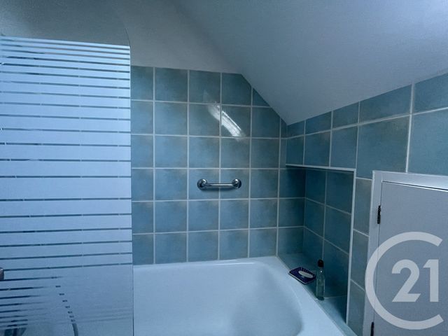 maison à louer - 7 pièces - 160.0 m2 - GUERANDE - 44 - PAYS-DE-LOIRE - Century 21 Les Salines