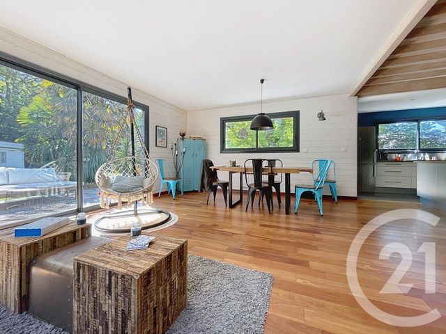 maison à vendre - 7 pièces - 147.79 m2 - GUERANDE - 44 - PAYS-DE-LOIRE - Century 21 Les Salines